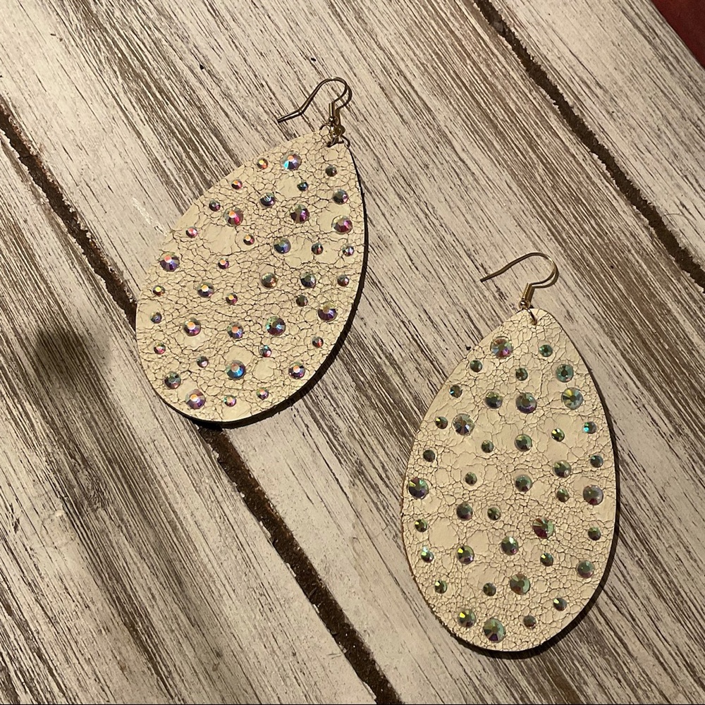 Cream color glitzy rhinestone earrings. Shiny, faux leather light weight